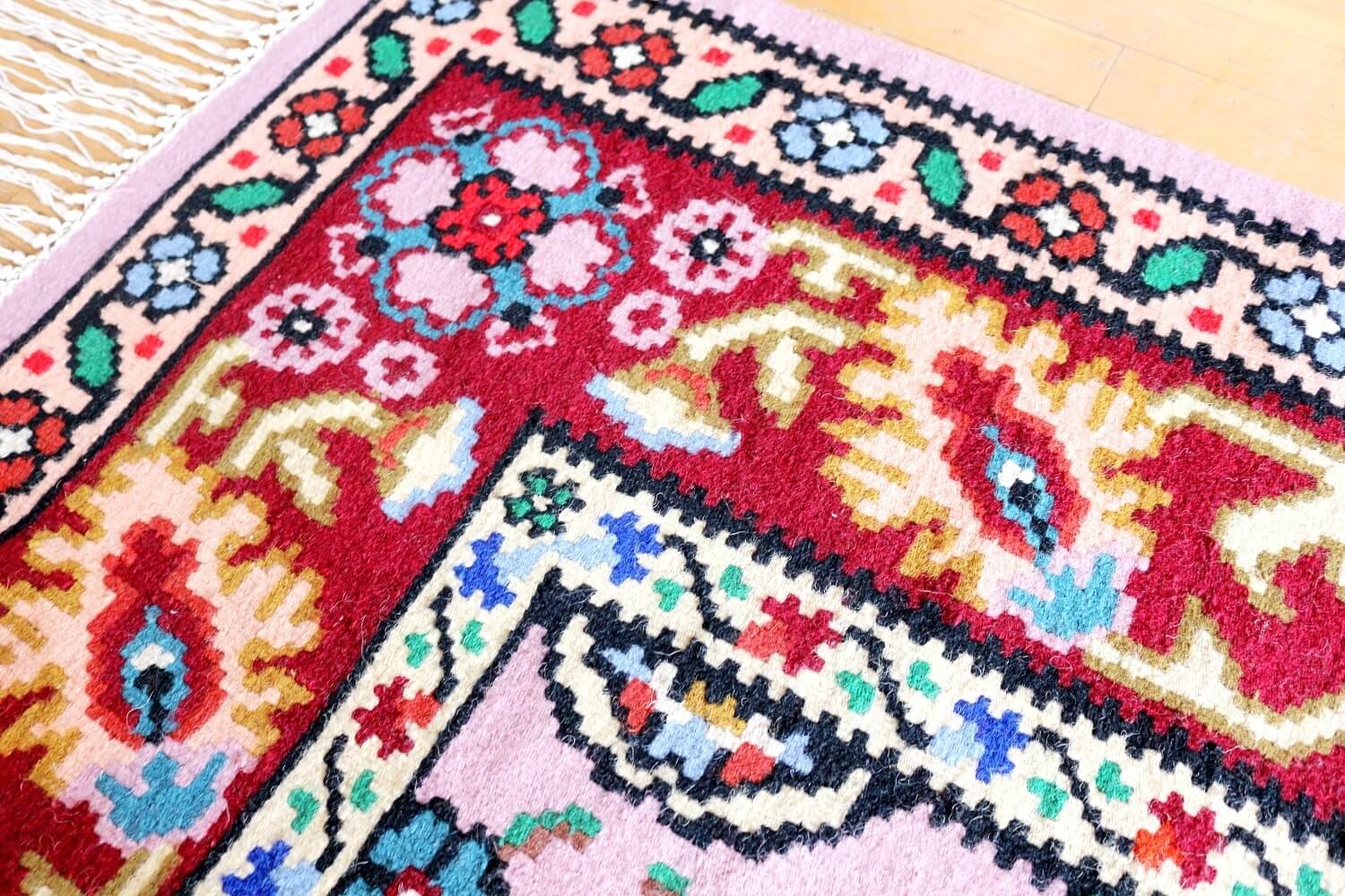 Котленски килими | Налични ръчно тъкани вълнени килими