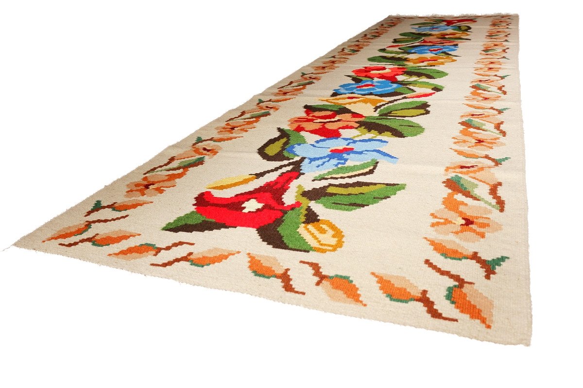 Котленски килими | Налични ръчно тъкани вълнени килими