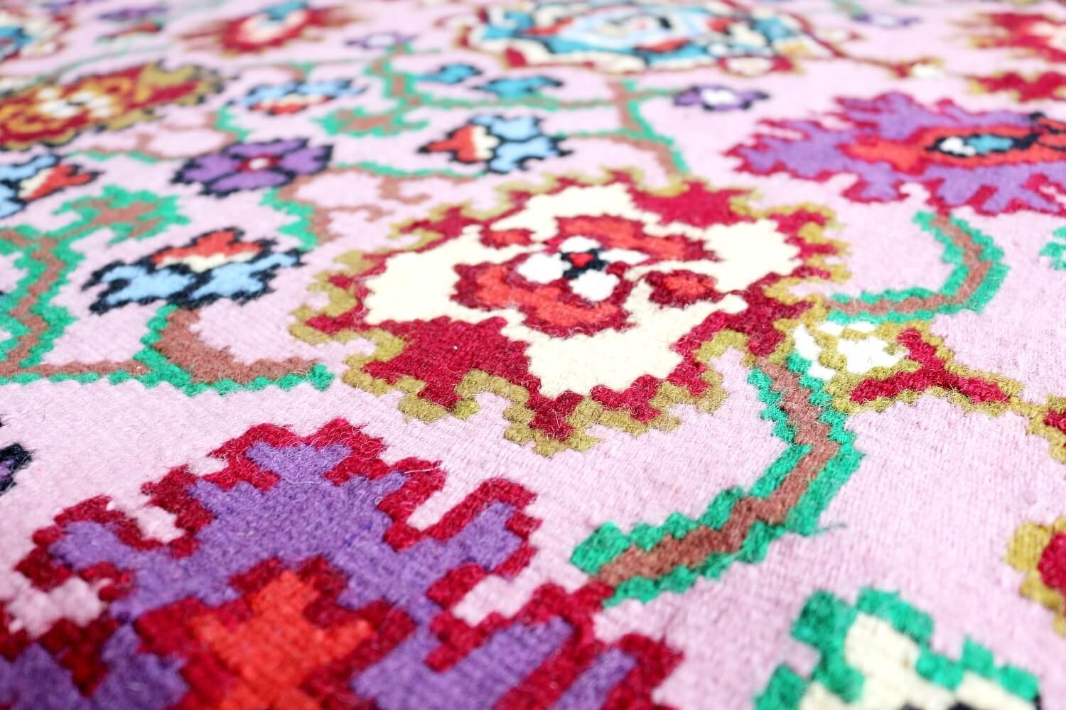 Котленски килими | Налични ръчно тъкани вълнени килими