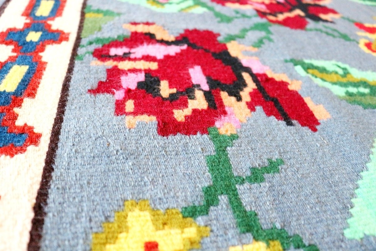 Котленски килими | Налични ръчно тъкани вълнени килими