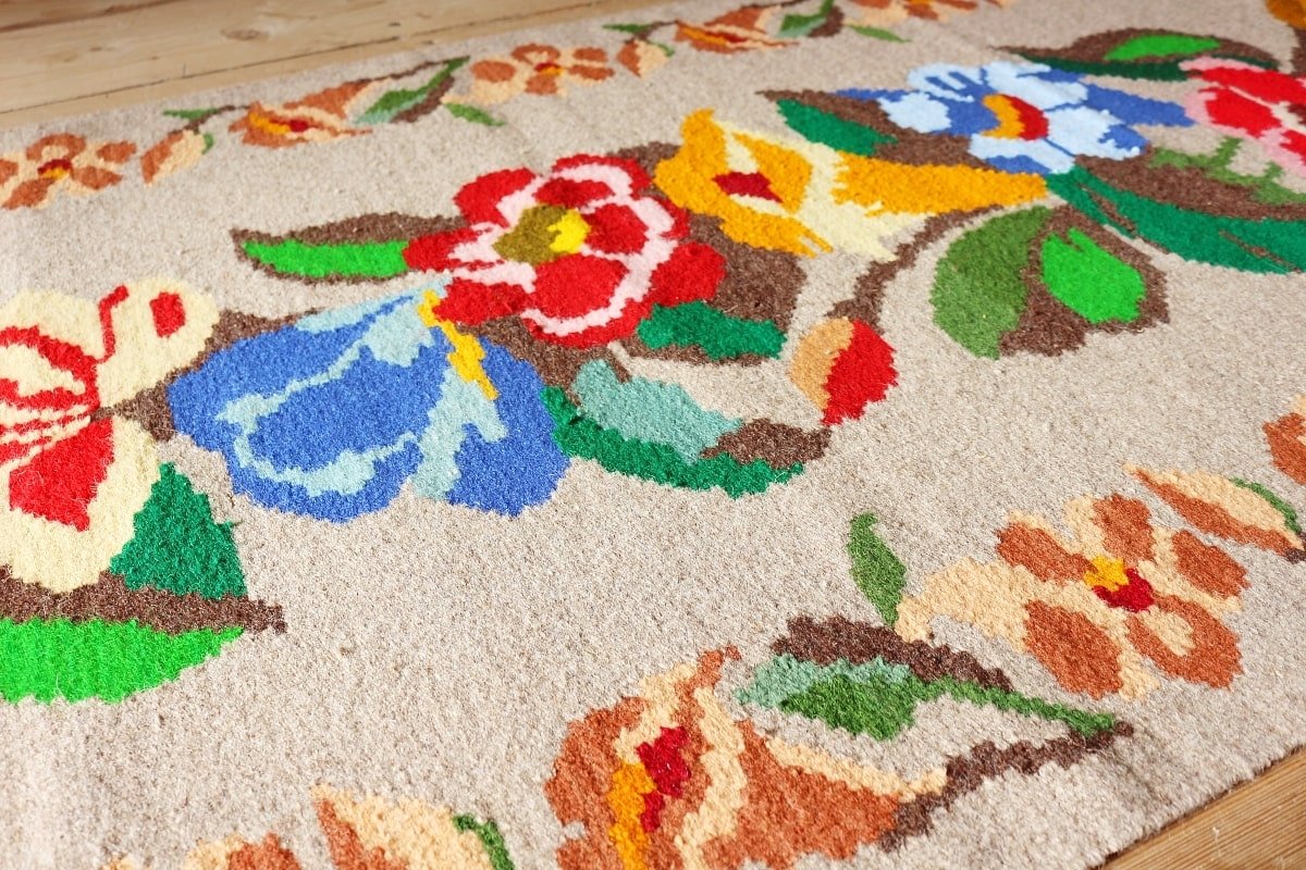 Котленски килими | Налични ръчно тъкани вълнени килими