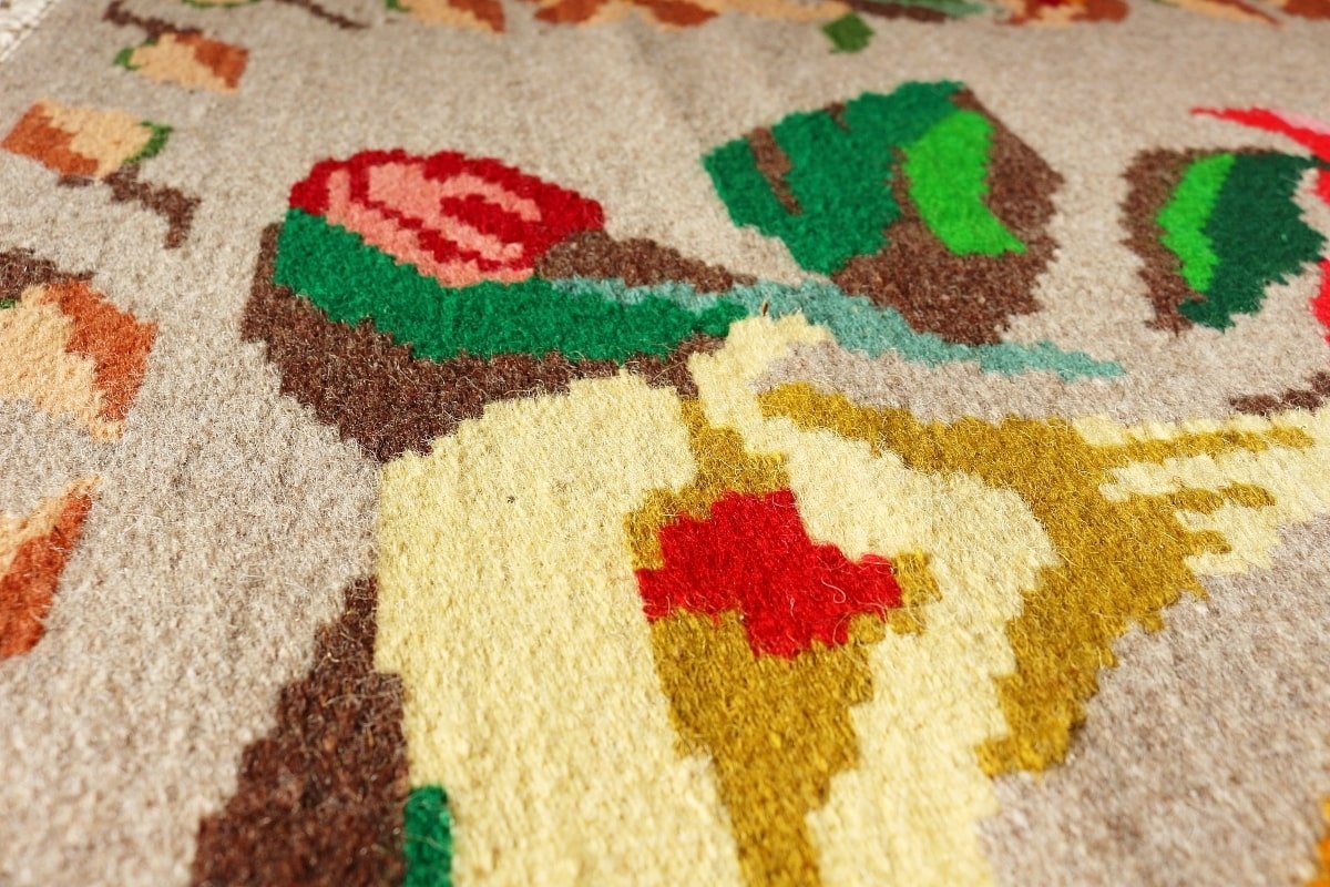 Котленски килими | Налични ръчно тъкани вълнени килими