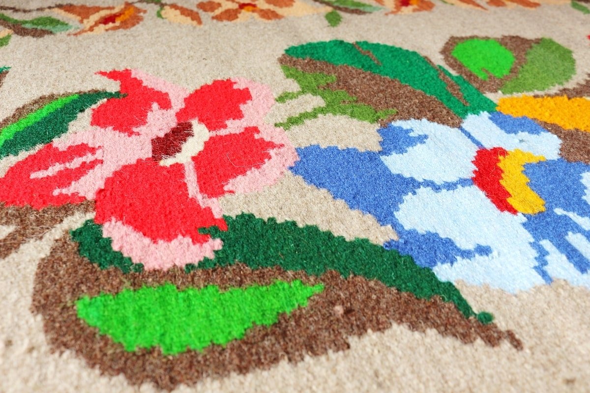 Котленски килими | Налични ръчно тъкани вълнени килими