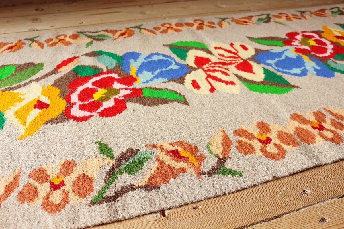 Котленски килими | Налични ръчно тъкани вълнени килими