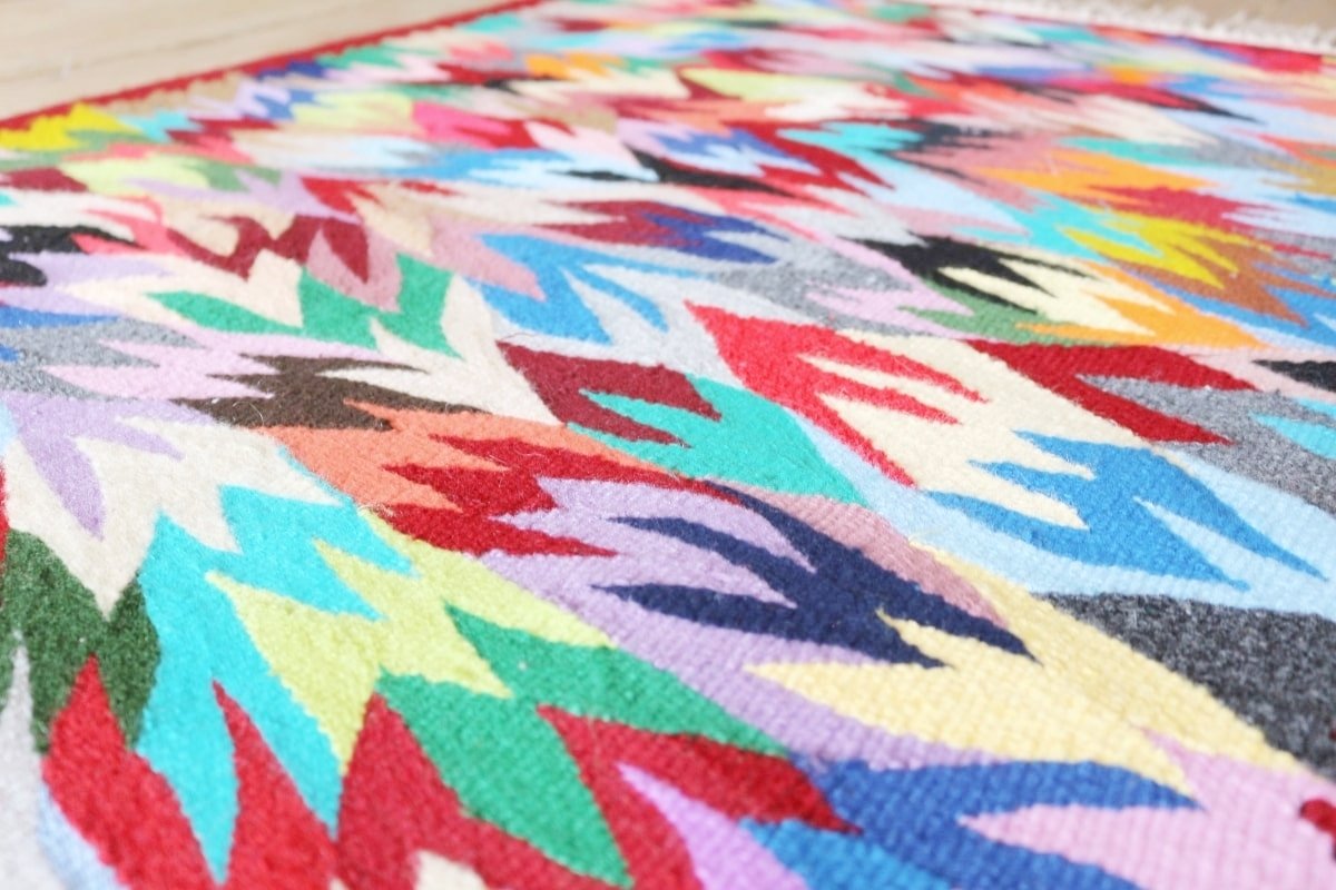 Котленски килими | Налични ръчно тъкани вълнени килими