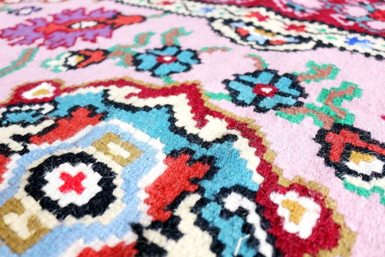 Котленски килими | Налични ръчно тъкани вълнени килими