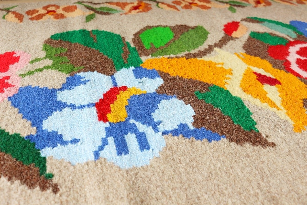 Котленски килими | Налични ръчно тъкани вълнени килими