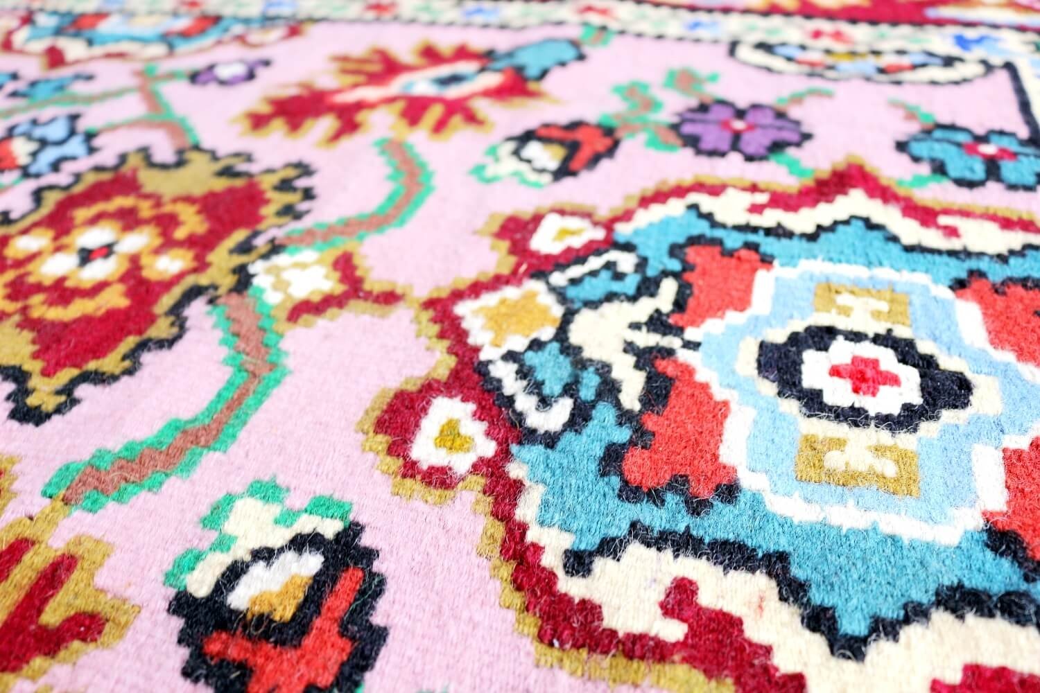 Котленски килими | Налични ръчно тъкани вълнени килими