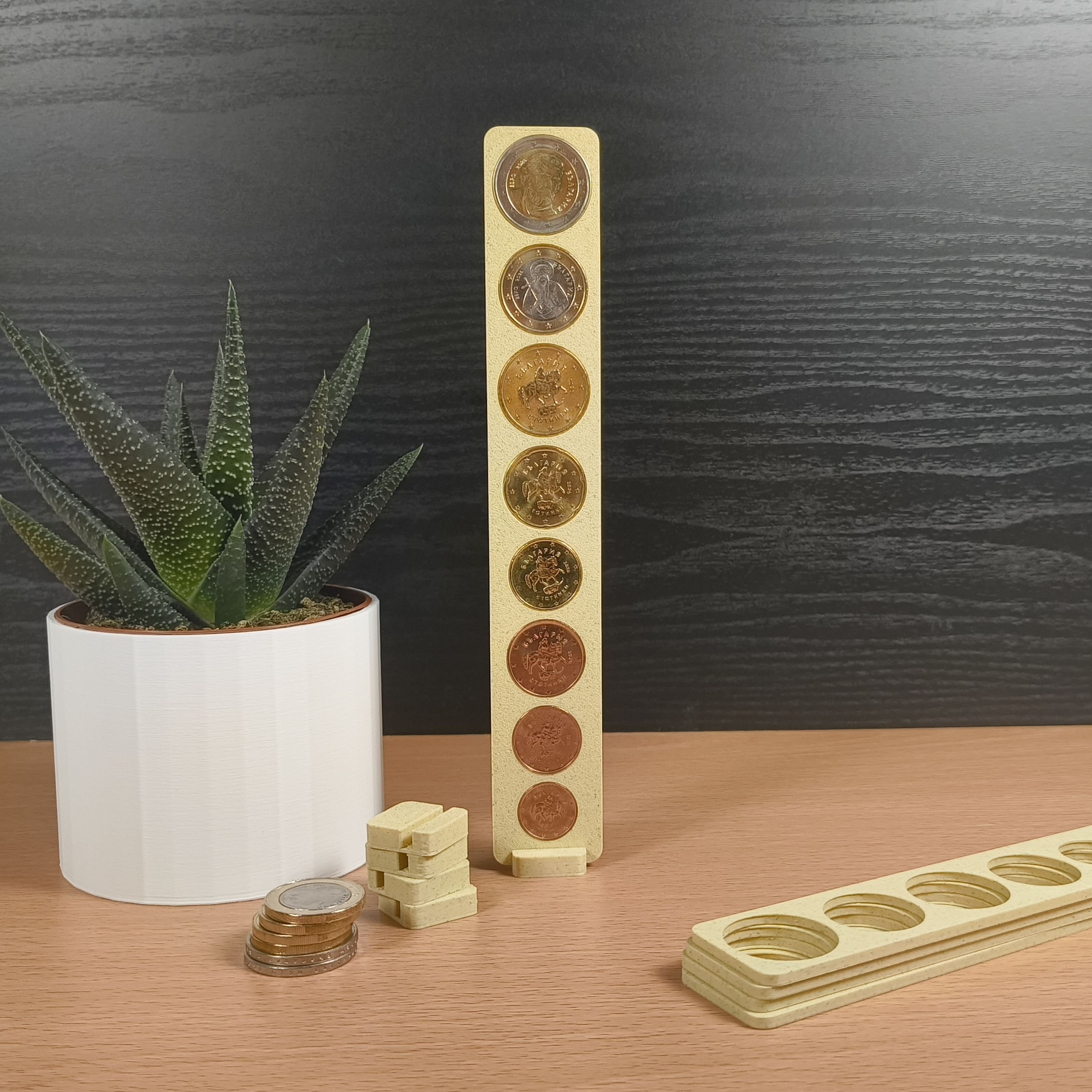 Колекционерска стойка за евро монети от LIMITED3D