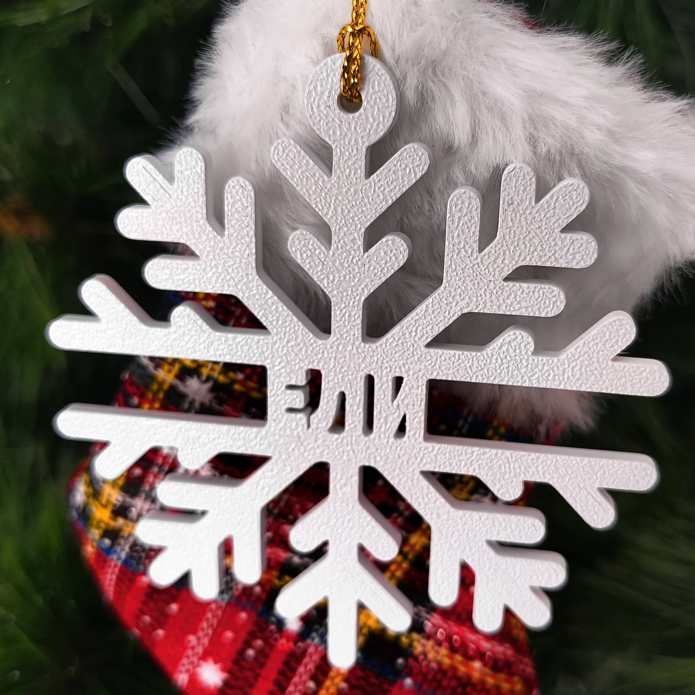 3D принтирани коледни снежинки за елха от Limited3D