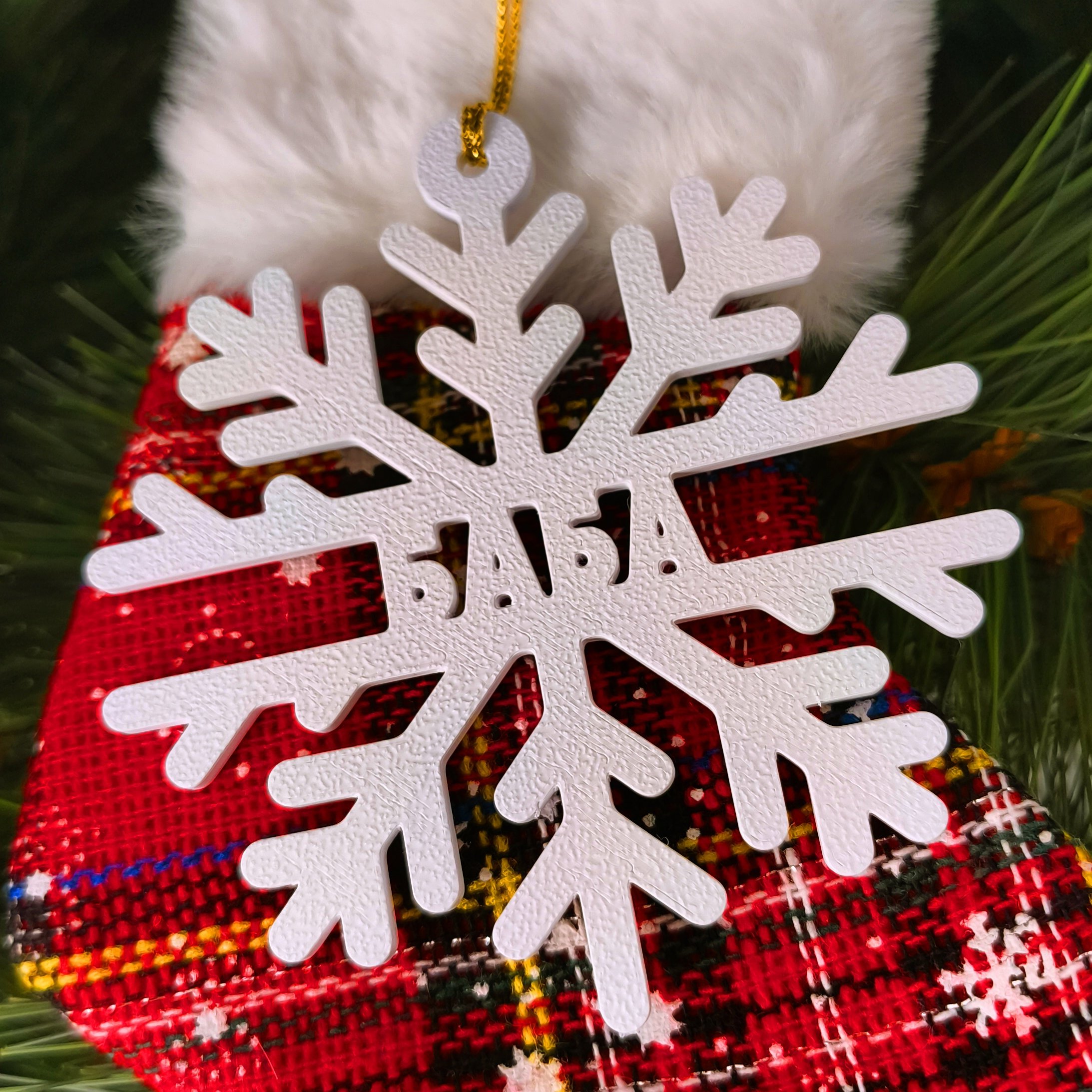 3D принтирани коледни снежинки за елха от Limited3D