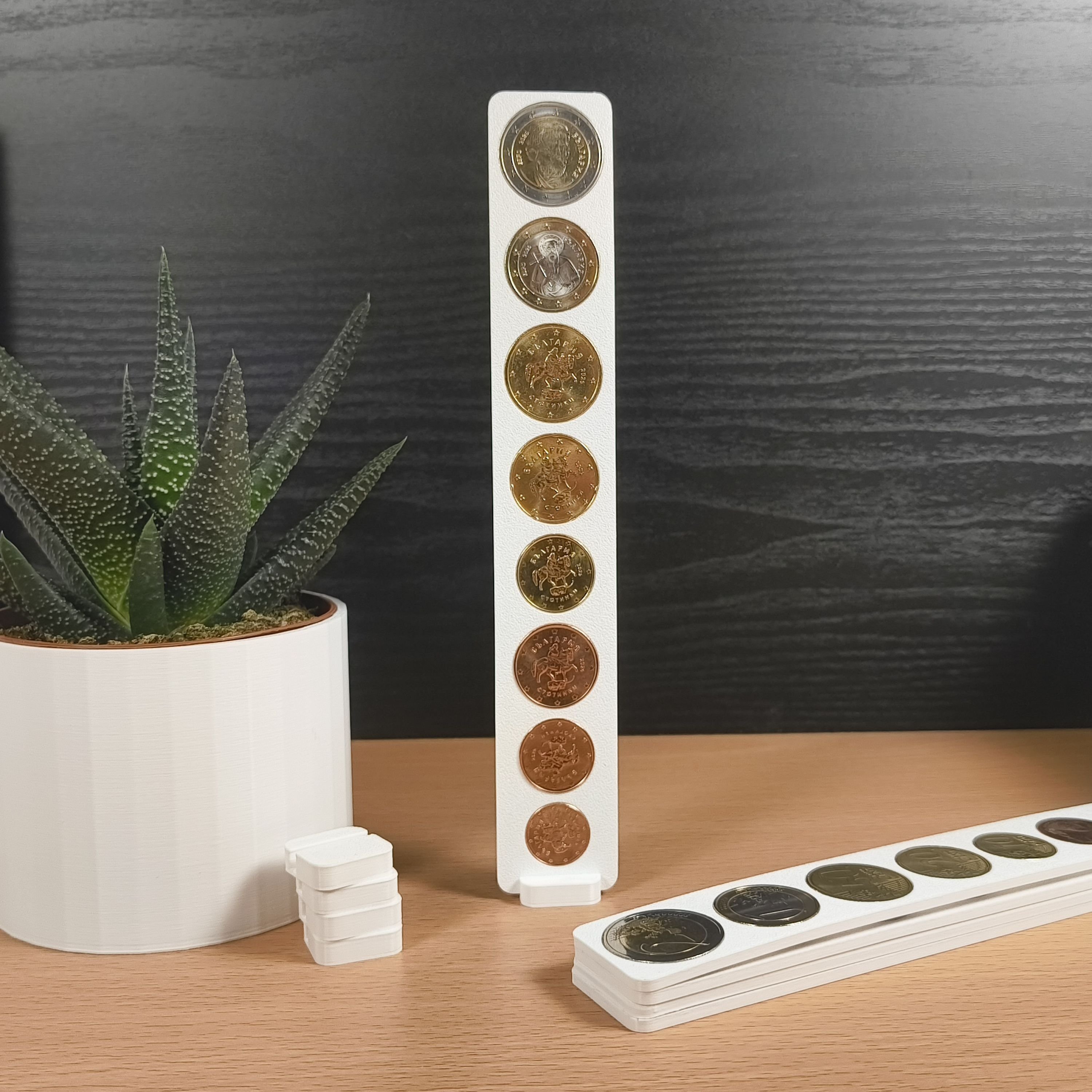 Колекционерска стойка за евро монети от LIMITED3D