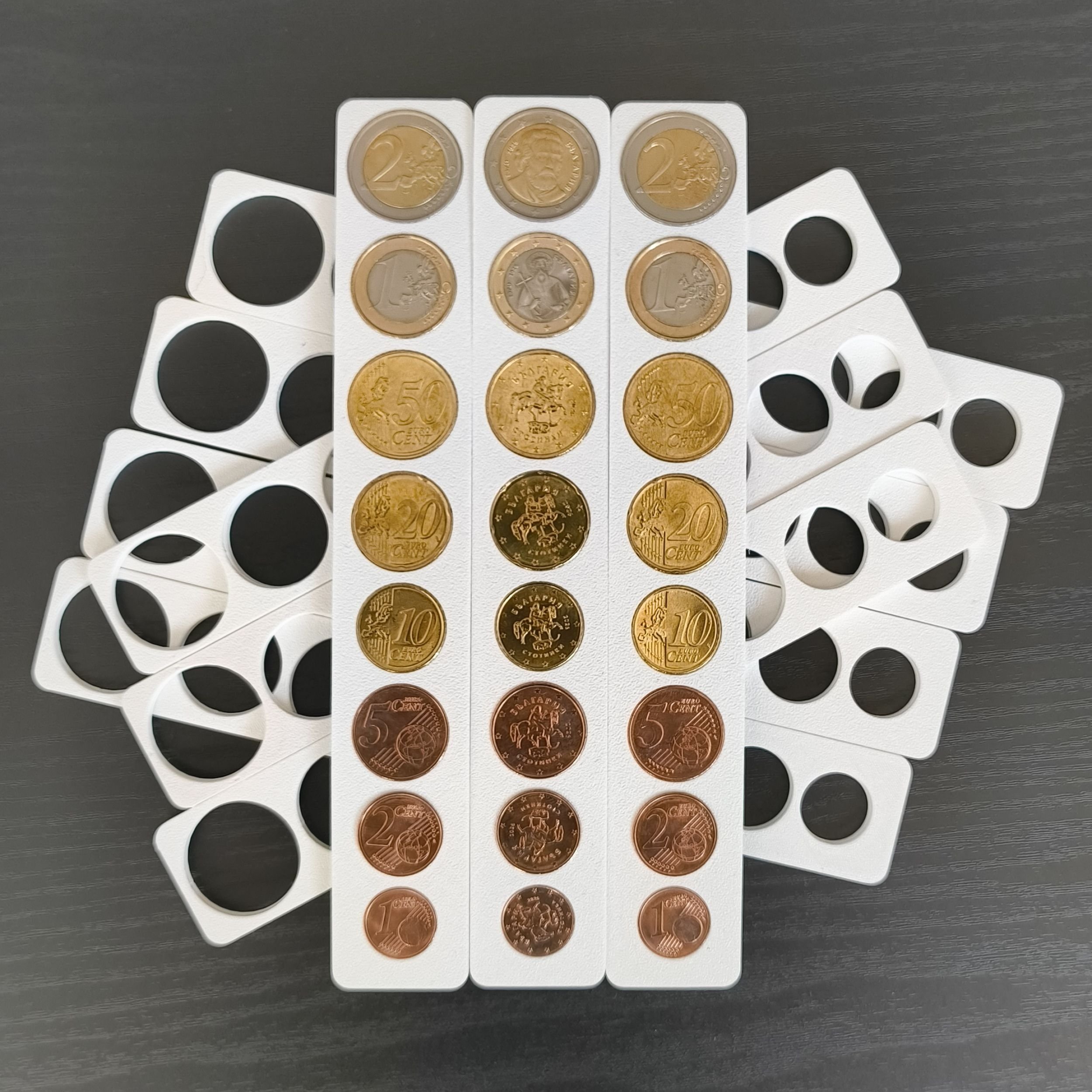 Колекционерска стойка за евро монети от LIMITED3D