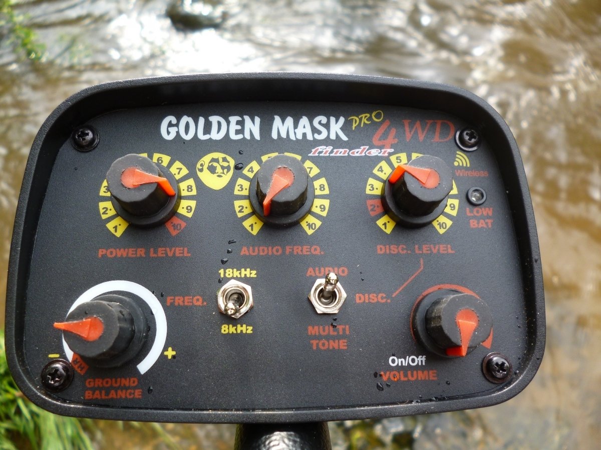 Вд про трекер. Golden Mask 4 Pro. Golden Mask WS 105 аккумулятор. Зарядное устройство Golden Mask. Golden Mask.