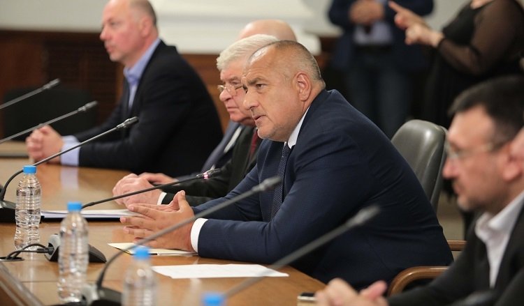 БЪЛГАРИ, СЪРБИ И ГЪРЦИ ПЪТУВАТ В ДЪРЖАВИТЕ СИ БЕЗ КАРАНТИНА ОТ 1-ВИ ЮНИ | The News BG Reporter ®