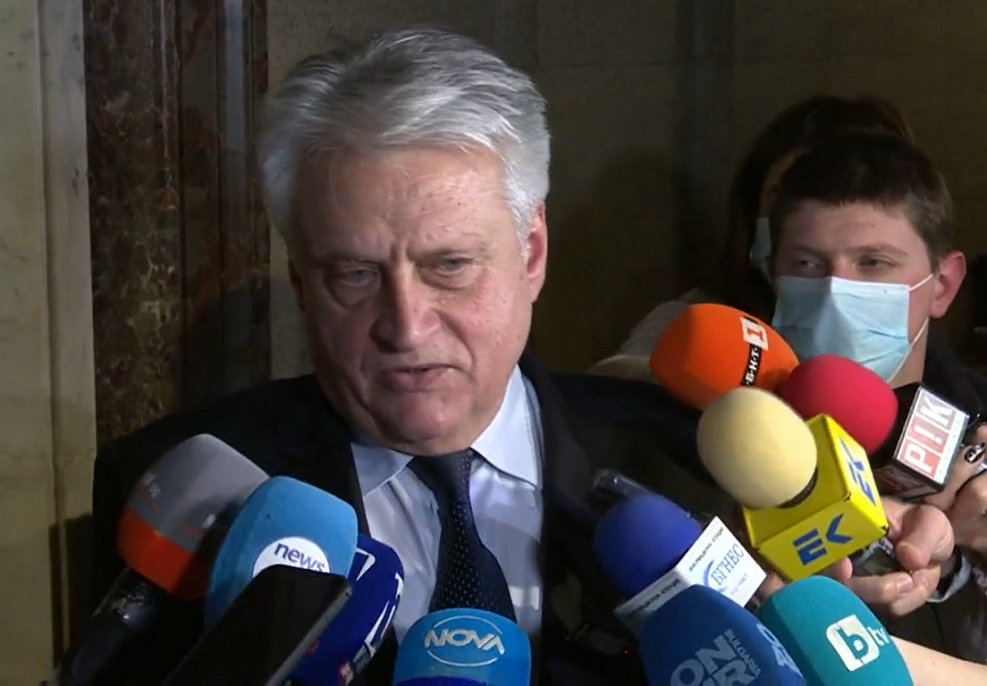 БОЙКО РАШКОВ: "НЕ ИЗПИТВАМ НИКАКВИ НЕГАТИВНИ ЧУВСТВА КЪМ ЦАЦАРОВ !"