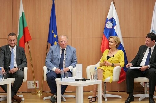 Министър Светлан Стоев приветства Словенското председателство на Съвета на ЕС | Нюз БГ Репортер | The News BG Reporter ®