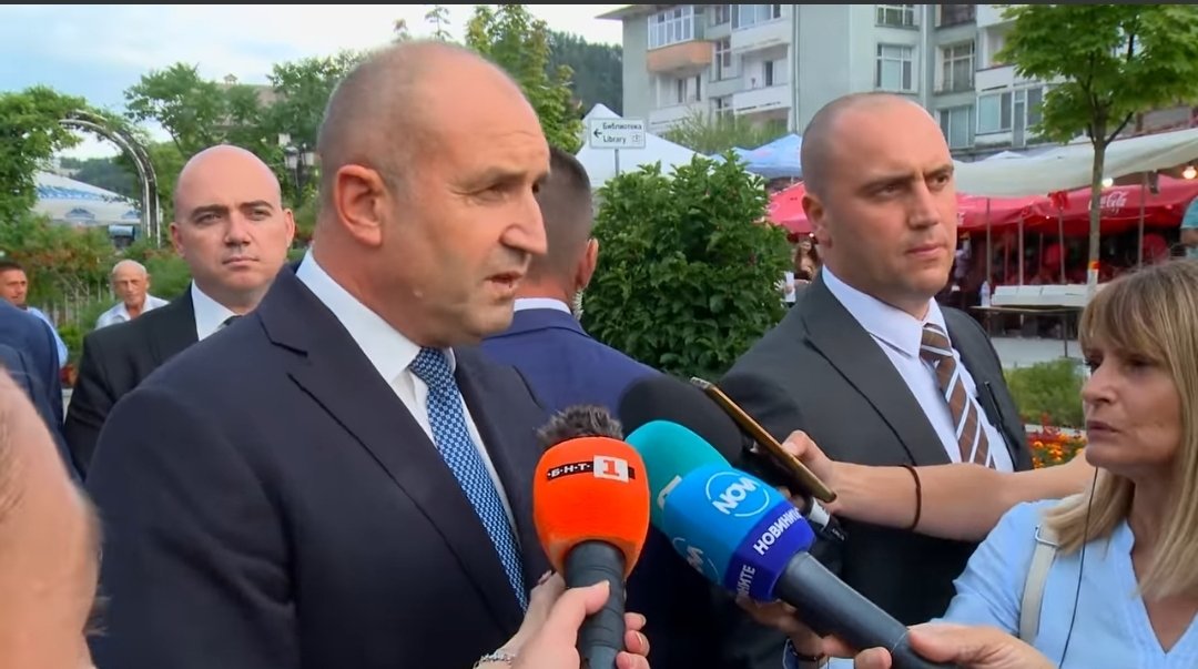 Президентът Румен Радев: "Държавата се управлява задкулисно!" | The News BG Reporter ®