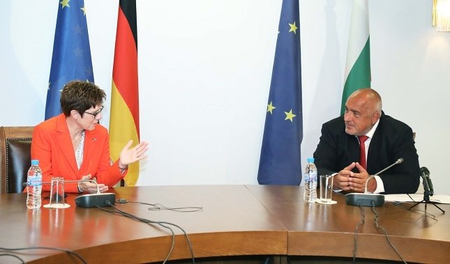 Премиерът Бойко Борисов се срещна с министъра на отбраната на Федерална Република Германия  Анегрет Крамп-Каренбауер