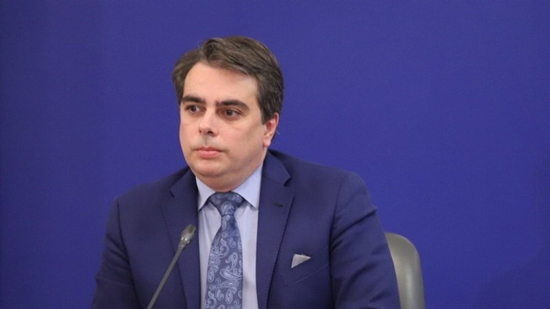 СЛЕД ИЗТЕКЛИТЕ ЗАПИСИ: КОМЕНТАРИТЕ НА АКАД. ДЕНКОВ И АСЕН ВАСИЛЕВ. КАКВО СЛЕДВА?