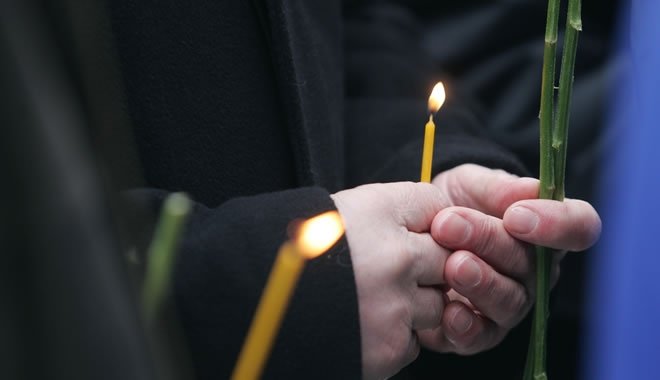 Помен на жив човек