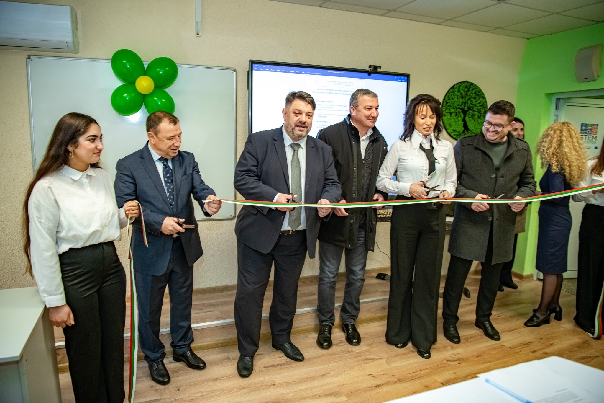 Училищна STEM среда