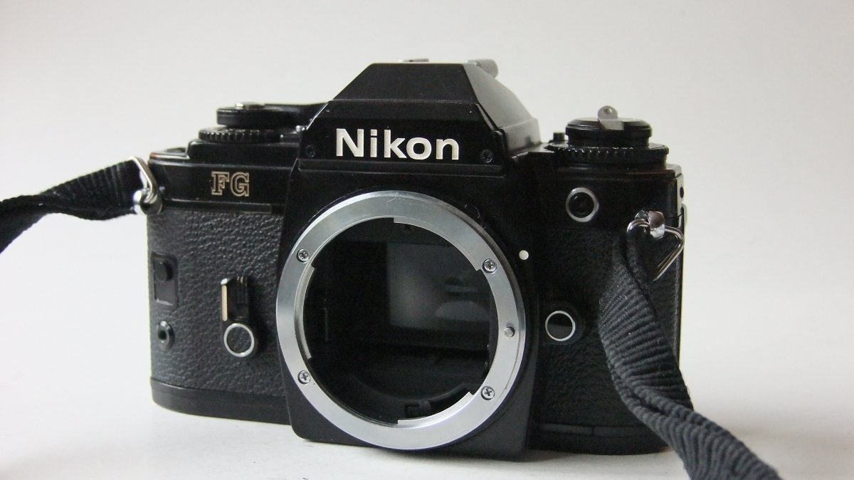 Nikon F байонет