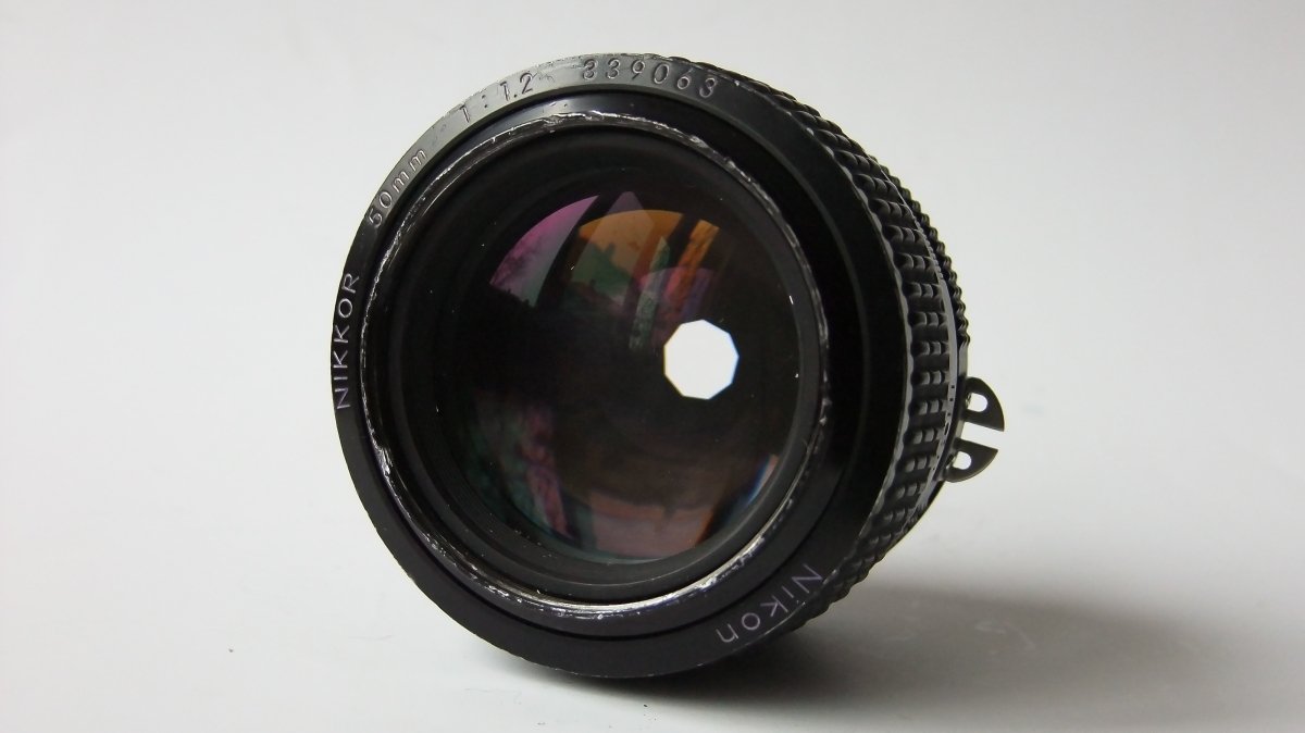 Nikon F байонет
