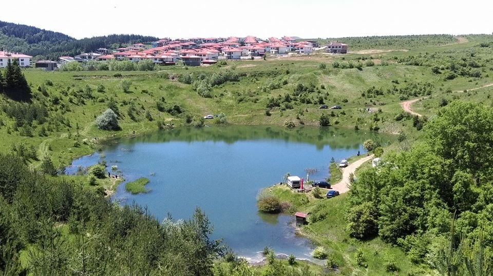 ribolov-ezero-kladnitsa.alle.bg