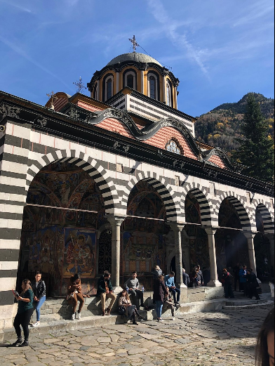 Галерия