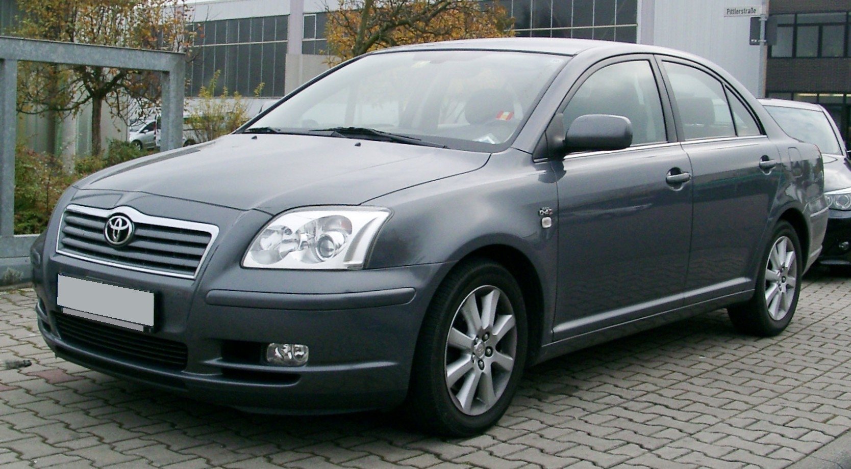 TOYOTA AVENSIS II