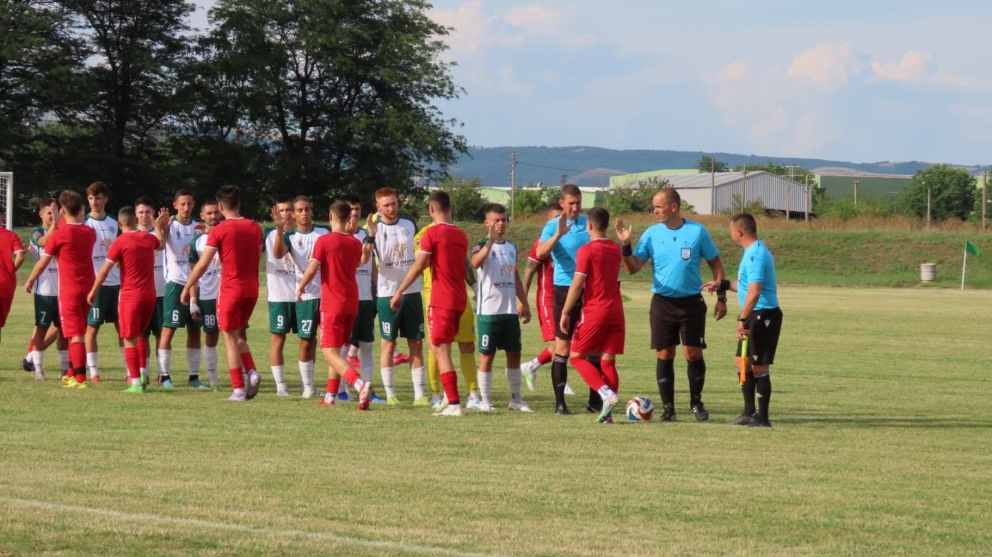 ФК РОЗОВА ДОЛИНА