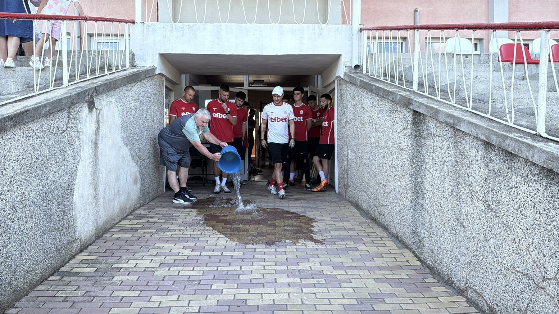 ФК РОЗОВА ДОЛИНА