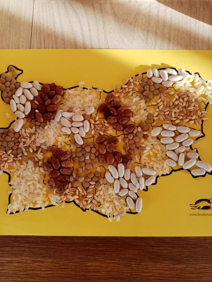УЧЕНИЧЕСКО ТВОРЧЕСТВО